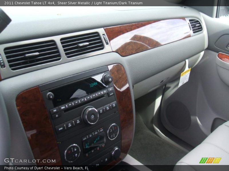 Sheer Silver Metallic / Light Titanium/Dark Titanium 2011 Chevrolet Tahoe LT 4x4