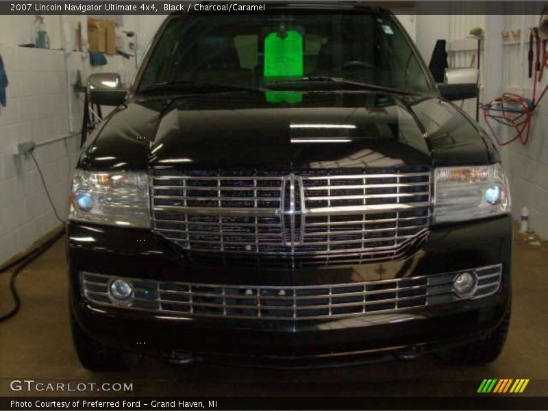 Black / Charcoal/Caramel 2007 Lincoln Navigator Ultimate 4x4