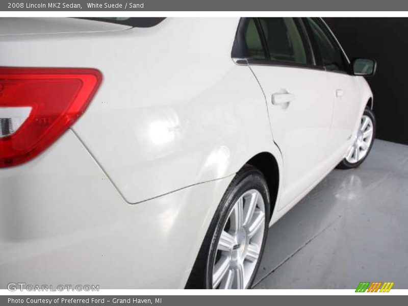 White Suede / Sand 2008 Lincoln MKZ Sedan