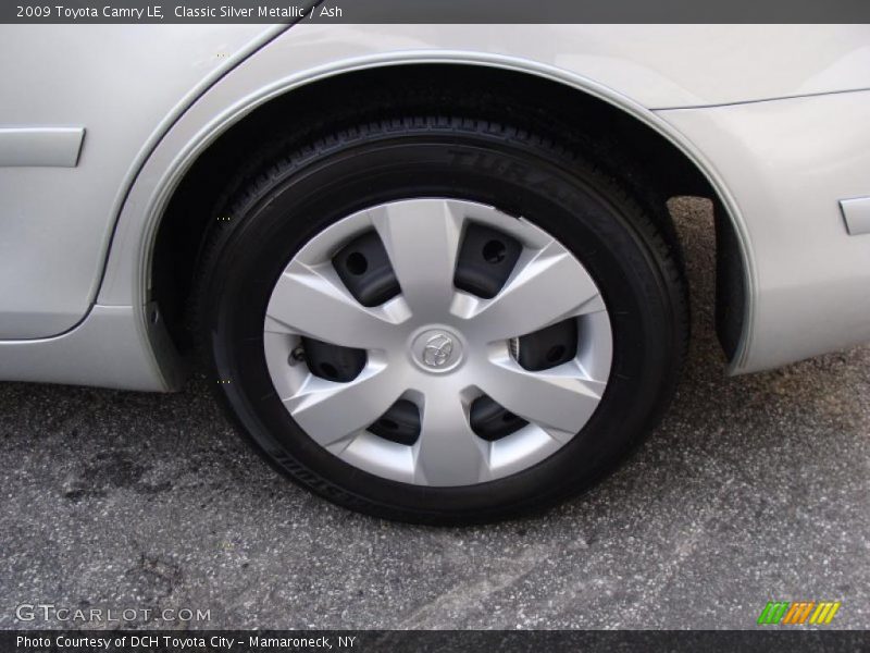 Classic Silver Metallic / Ash 2009 Toyota Camry LE