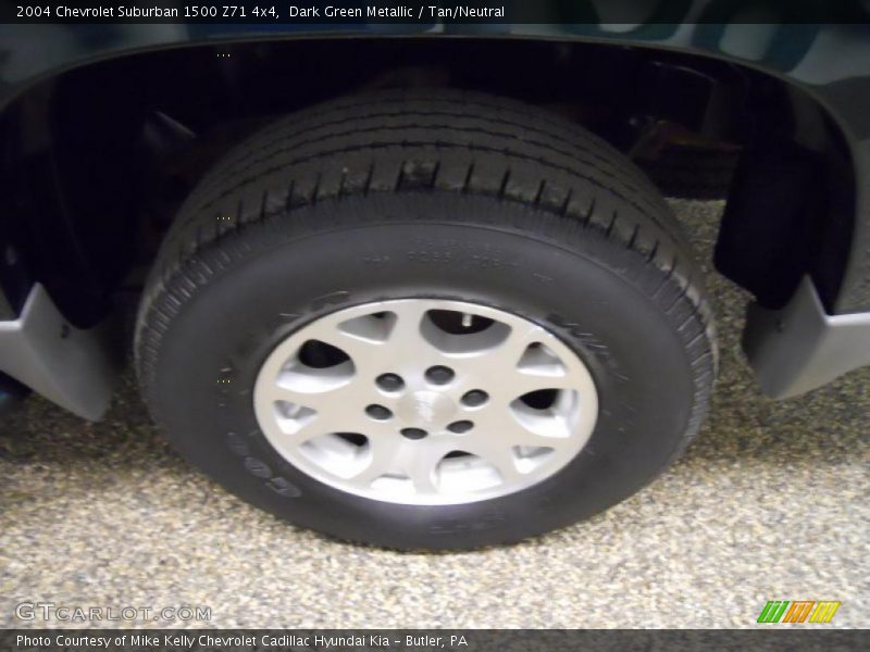 Dark Green Metallic / Tan/Neutral 2004 Chevrolet Suburban 1500 Z71 4x4