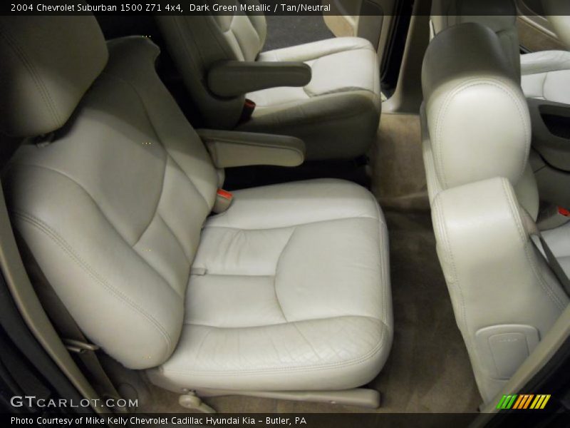 Dark Green Metallic / Tan/Neutral 2004 Chevrolet Suburban 1500 Z71 4x4