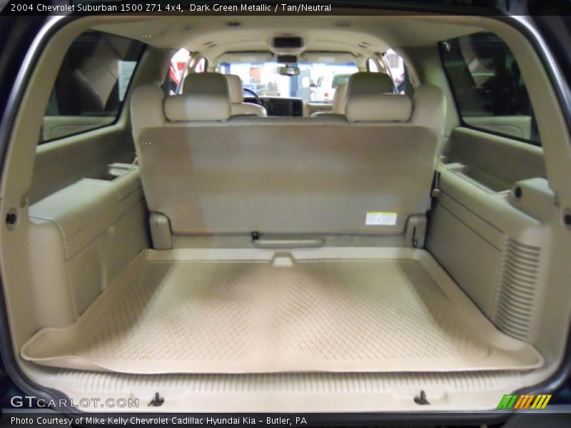  2004 Suburban 1500 Z71 4x4 Trunk