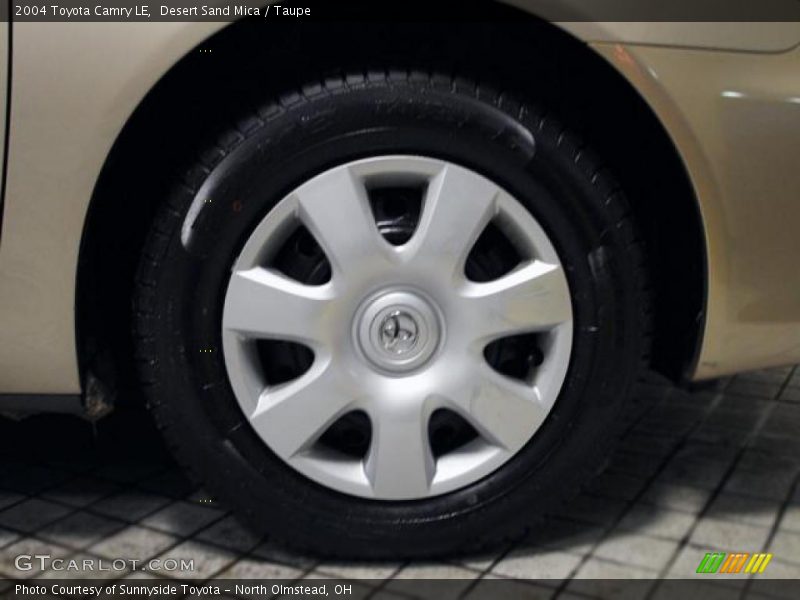 Desert Sand Mica / Taupe 2004 Toyota Camry LE