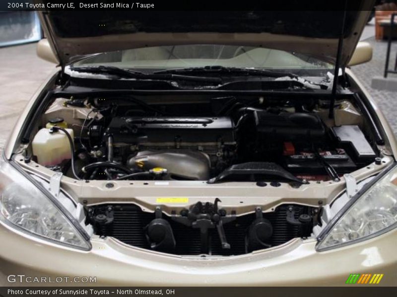 Desert Sand Mica / Taupe 2004 Toyota Camry LE