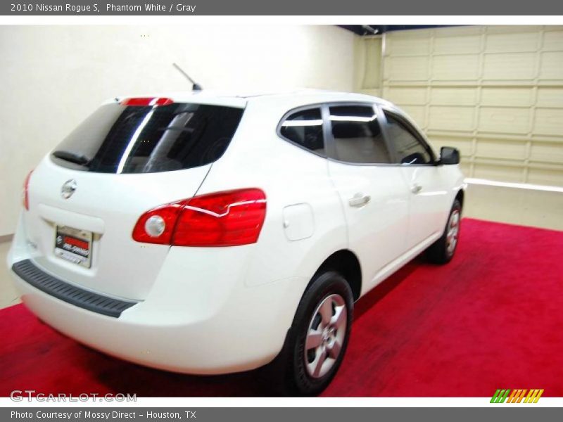 Phantom White / Gray 2010 Nissan Rogue S
