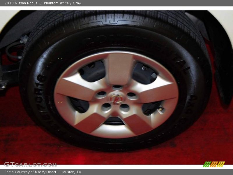 Phantom White / Gray 2010 Nissan Rogue S