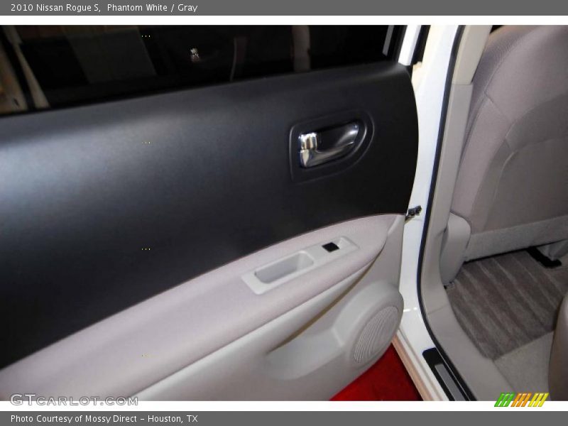 Phantom White / Gray 2010 Nissan Rogue S