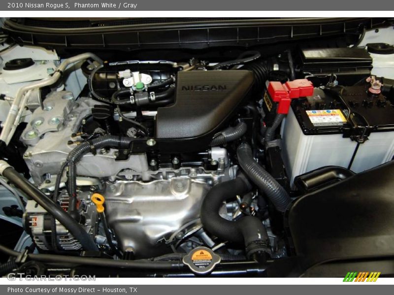 Phantom White / Gray 2010 Nissan Rogue S