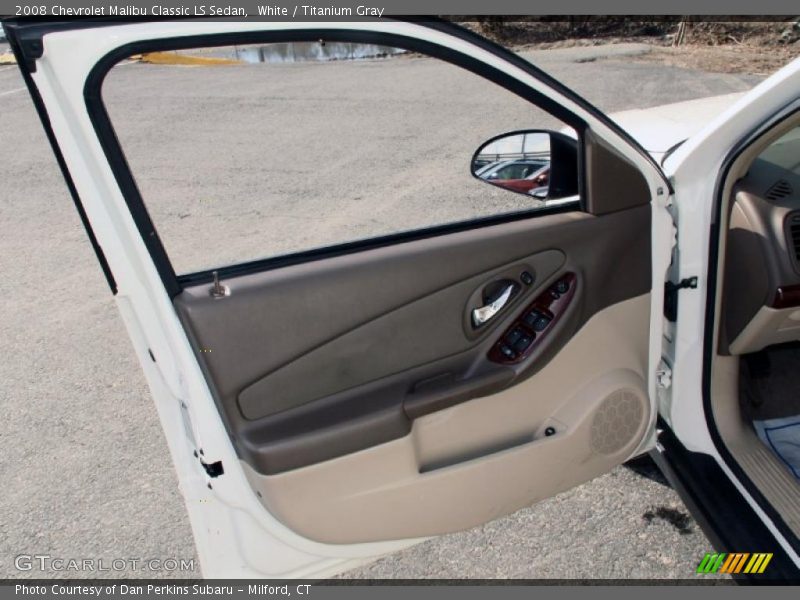 Door Panel of 2008 Malibu Classic LS Sedan