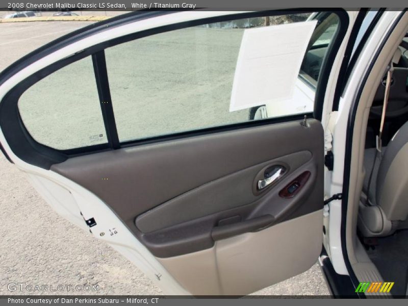 Door Panel of 2008 Malibu Classic LS Sedan