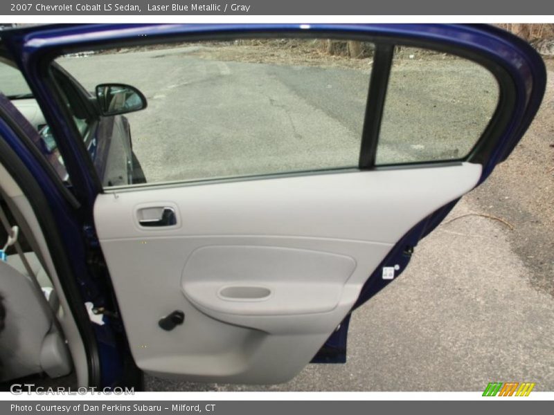 Door Panel of 2007 Cobalt LS Sedan