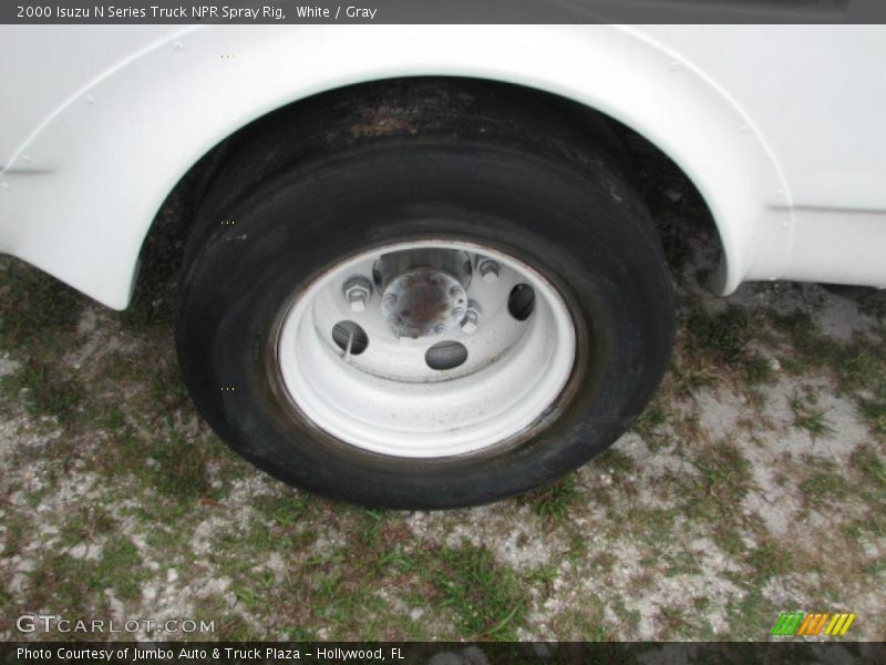 White / Gray 2000 Isuzu N Series Truck NPR Spray Rig