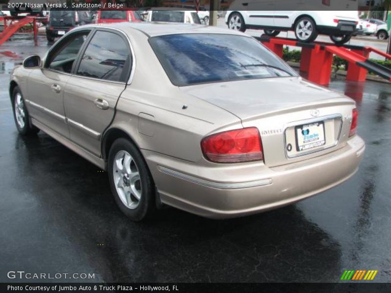 Sandstone / Beige 2007 Nissan Versa S