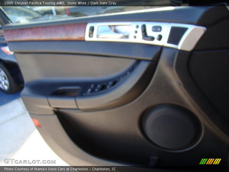 Stone White / Dark Slate Gray 2005 Chrysler Pacifica Touring AWD