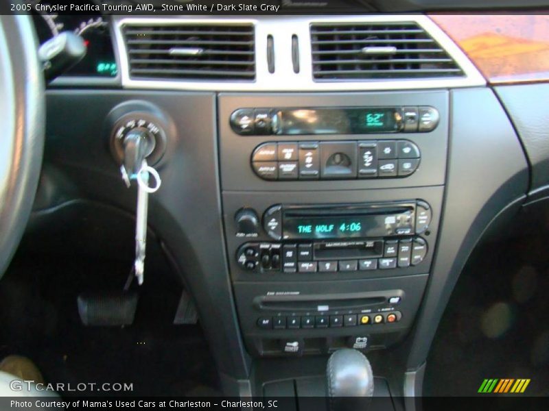 Stone White / Dark Slate Gray 2005 Chrysler Pacifica Touring AWD