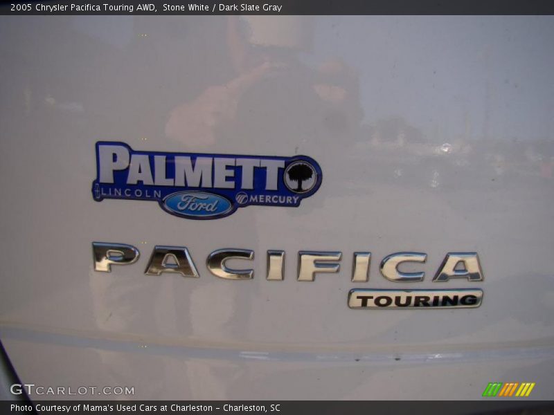 Stone White / Dark Slate Gray 2005 Chrysler Pacifica Touring AWD
