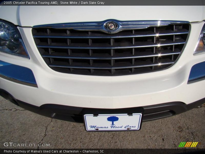 Stone White / Dark Slate Gray 2005 Chrysler Pacifica Touring AWD