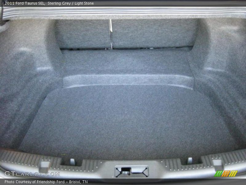  2011 Taurus SEL Trunk
