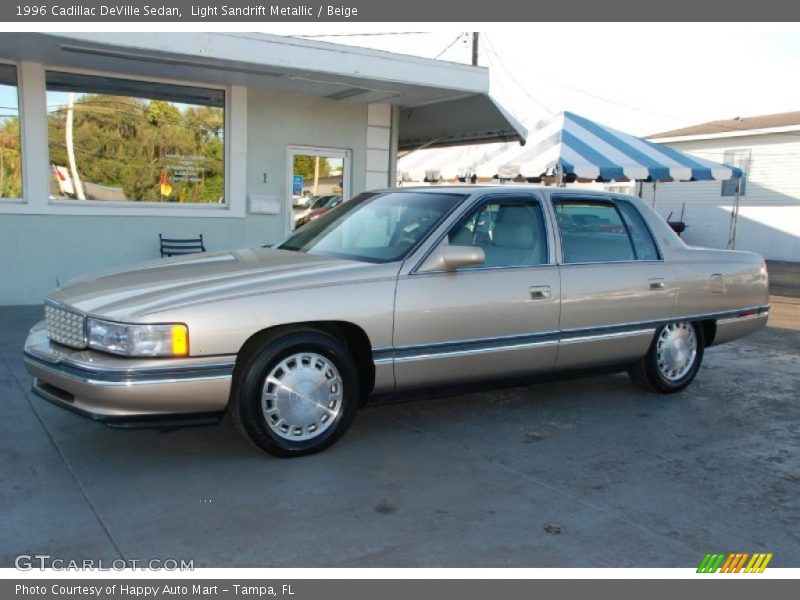 Light Sandrift Metallic / Beige 1996 Cadillac DeVille Sedan