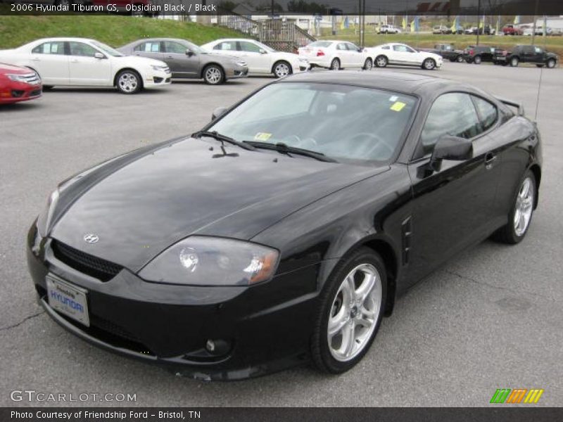 Front 3/4 View of 2006 Tiburon GS