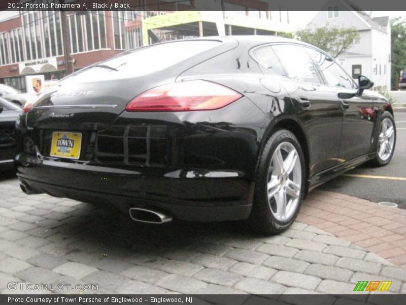 Black / Black 2011 Porsche Panamera 4