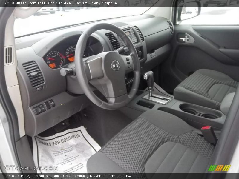  2008 Frontier LE King Cab 4x4 Graphite Interior