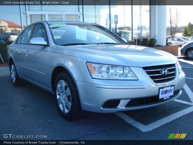 Bright Silver / Gray 2009 Hyundai Sonata GLS