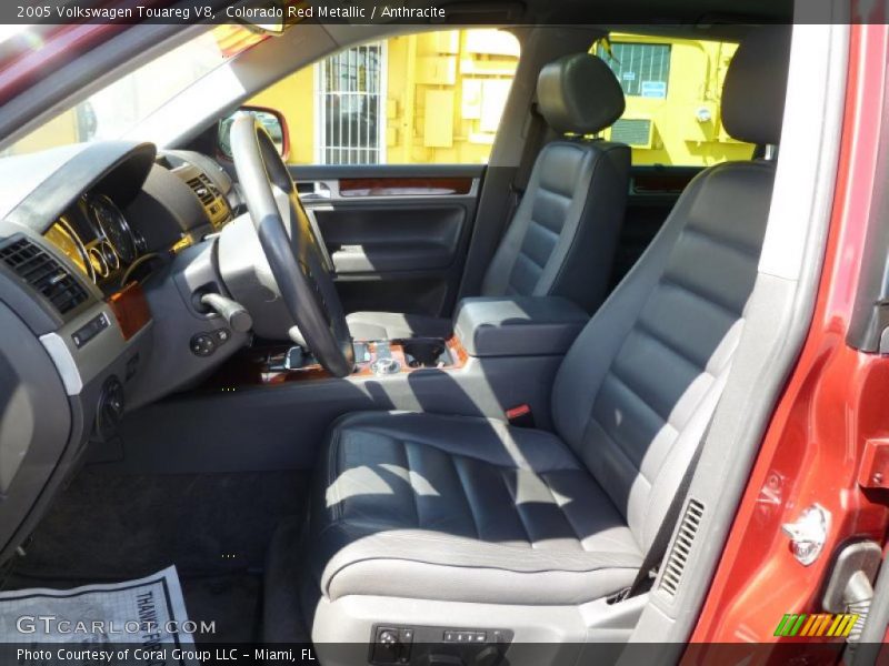 Colorado Red Metallic / Anthracite 2005 Volkswagen Touareg V8
