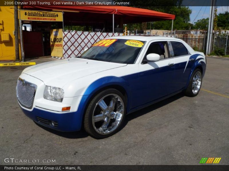 Cool Vanilla / Dark Slate Gray/Light Graystone 2006 Chrysler 300 Touring