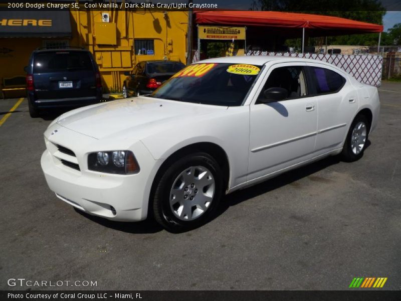 Cool Vanilla / Dark Slate Gray/Light Graystone 2006 Dodge Charger SE