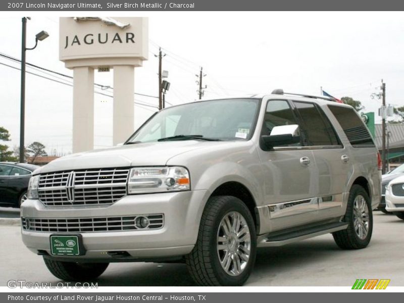 Silver Birch Metallic / Charcoal 2007 Lincoln Navigator Ultimate