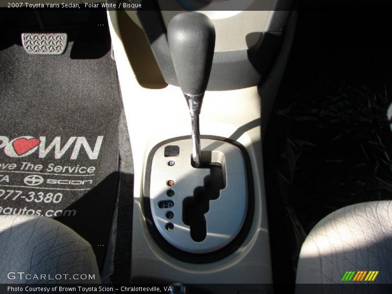 Polar White / Bisque 2007 Toyota Yaris Sedan