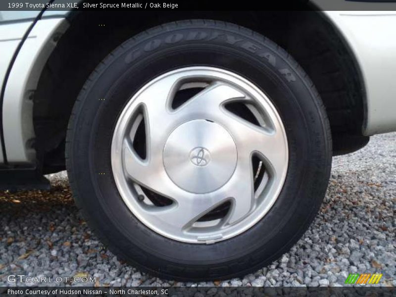  1999 Sienna XLE Wheel