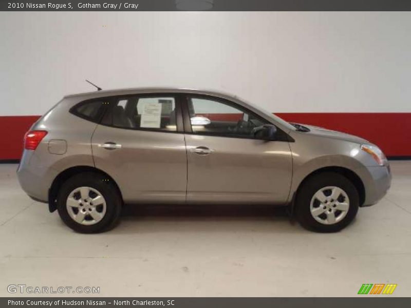 Gotham Gray / Gray 2010 Nissan Rogue S