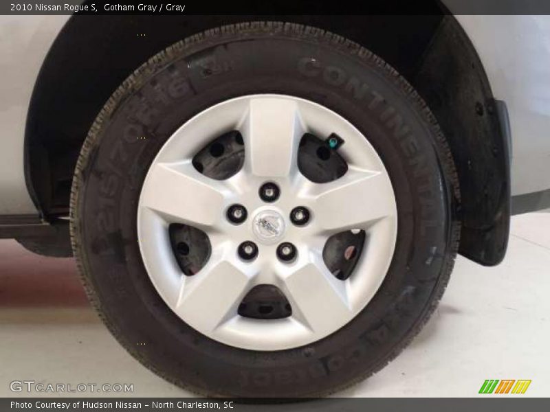 Gotham Gray / Gray 2010 Nissan Rogue S
