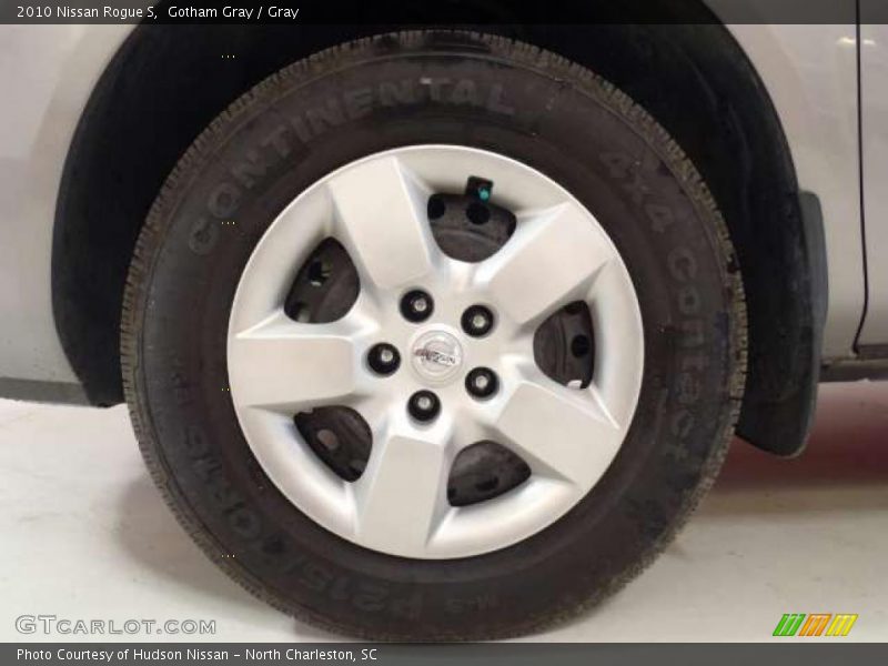 Gotham Gray / Gray 2010 Nissan Rogue S
