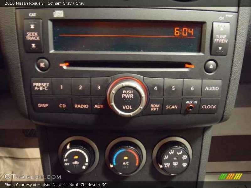 Gotham Gray / Gray 2010 Nissan Rogue S