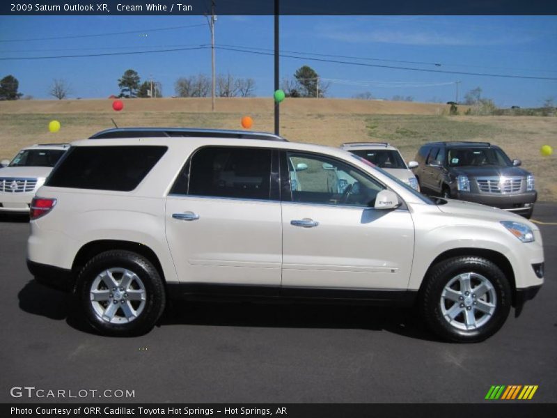  2009 Outlook XR Cream White