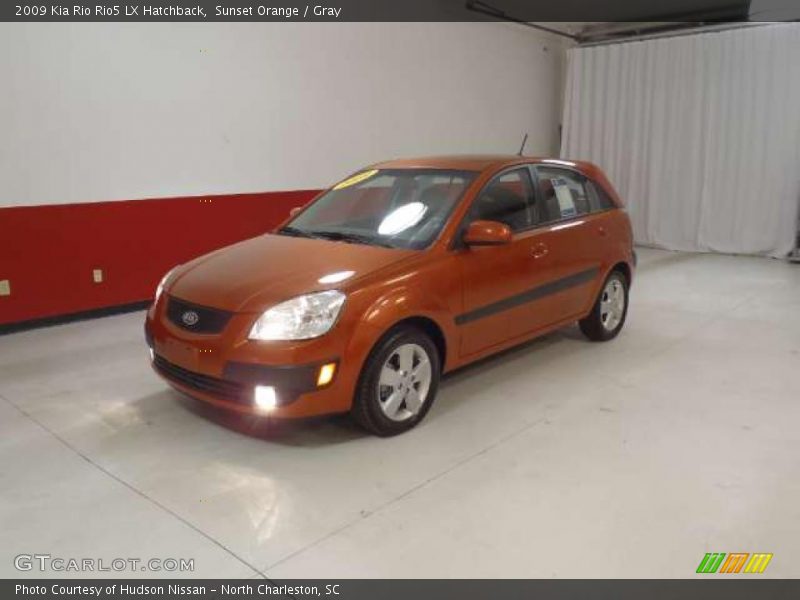 Sunset Orange / Gray 2009 Kia Rio Rio5 LX Hatchback