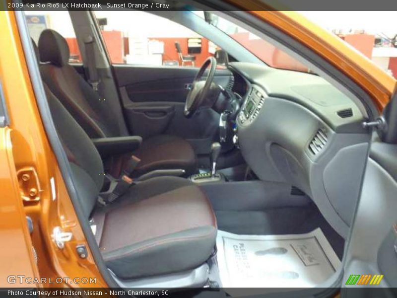  2009 Rio Rio5 LX Hatchback Gray Interior