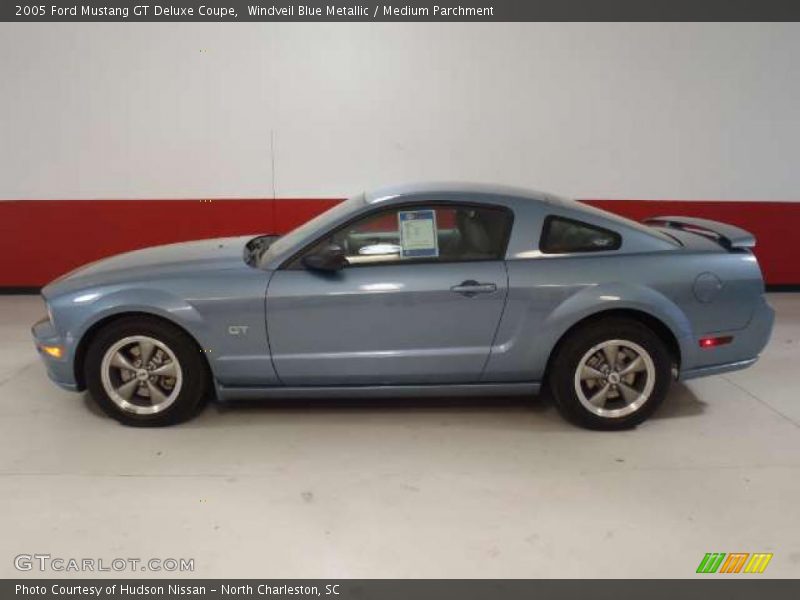 Windveil Blue Metallic / Medium Parchment 2005 Ford Mustang GT Deluxe Coupe