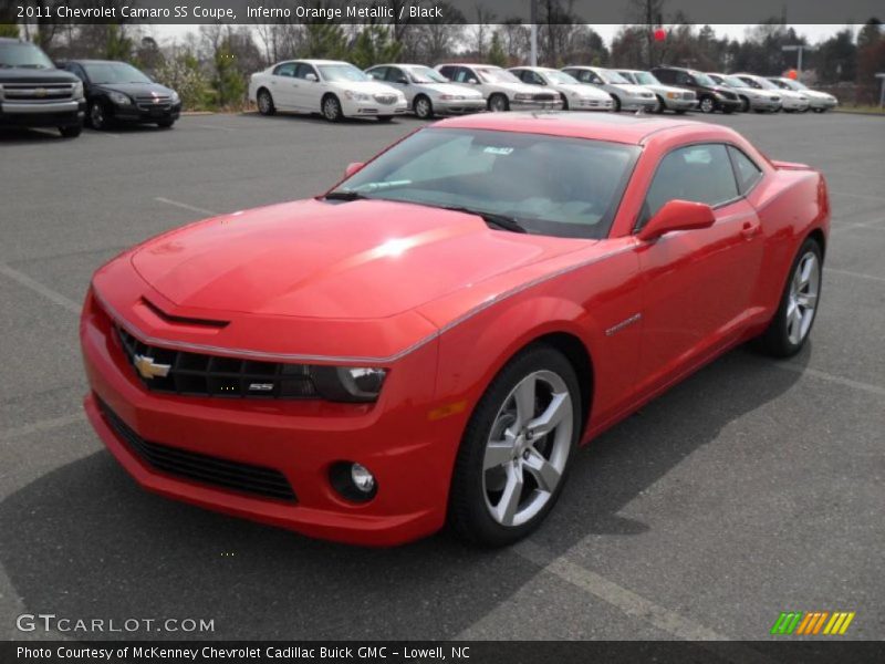 Front 3/4 View of 2011 Camaro SS Coupe