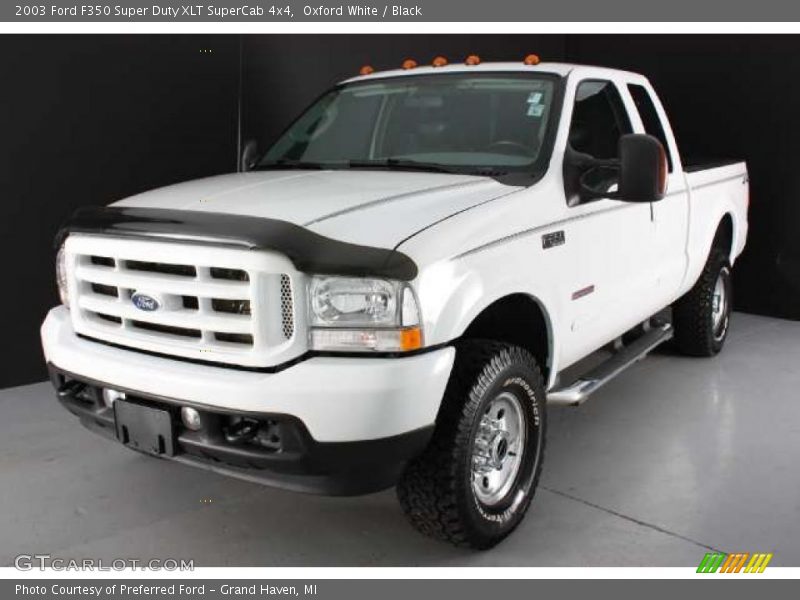 Oxford White / Black 2003 Ford F350 Super Duty XLT SuperCab 4x4