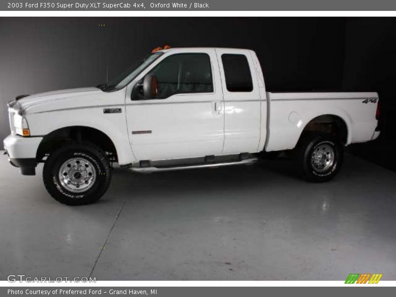 Oxford White / Black 2003 Ford F350 Super Duty XLT SuperCab 4x4