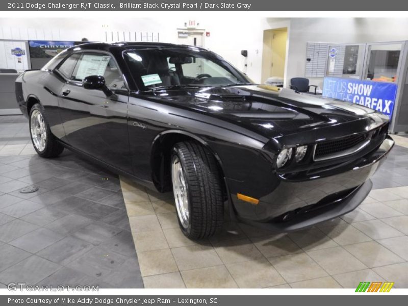 Brilliant Black Crystal Pearl / Dark Slate Gray 2011 Dodge Challenger R/T Classic