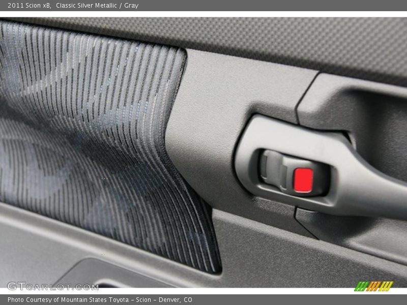 Classic Silver Metallic / Gray 2011 Scion xB
