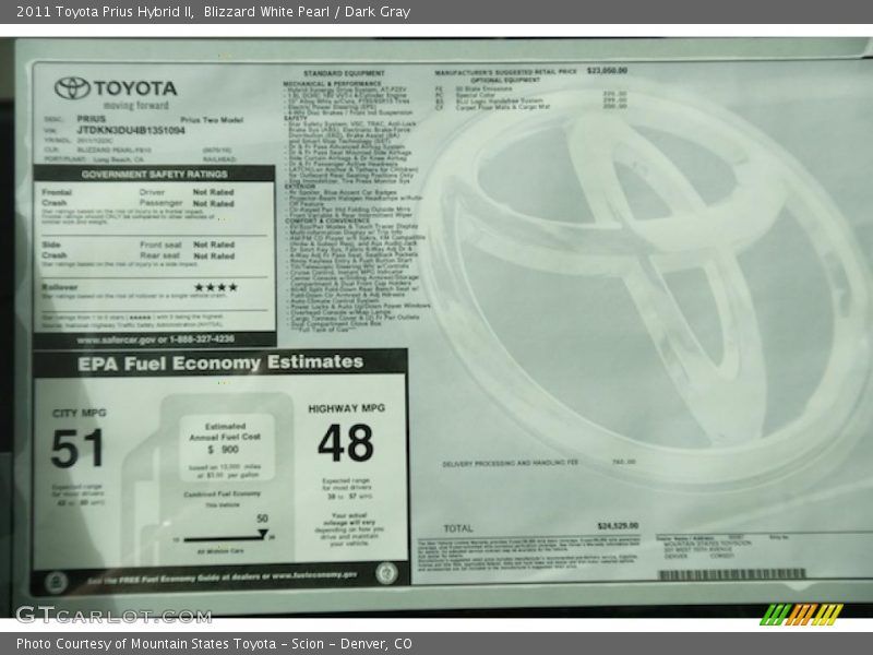Blizzard White Pearl / Dark Gray 2011 Toyota Prius Hybrid II