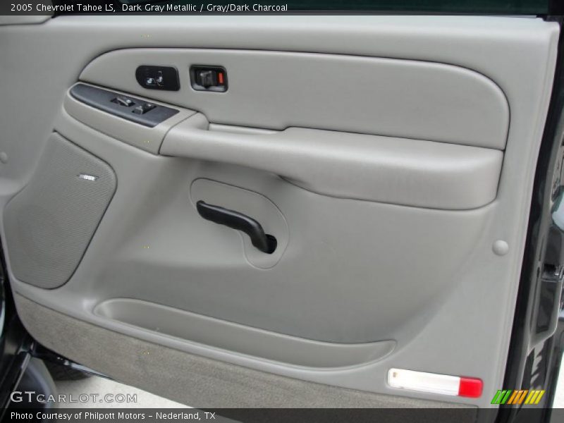 Dark Gray Metallic / Gray/Dark Charcoal 2005 Chevrolet Tahoe LS