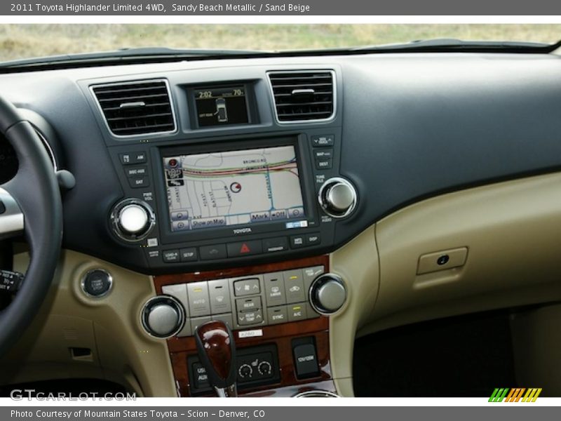 Navigation of 2011 Highlander Limited 4WD